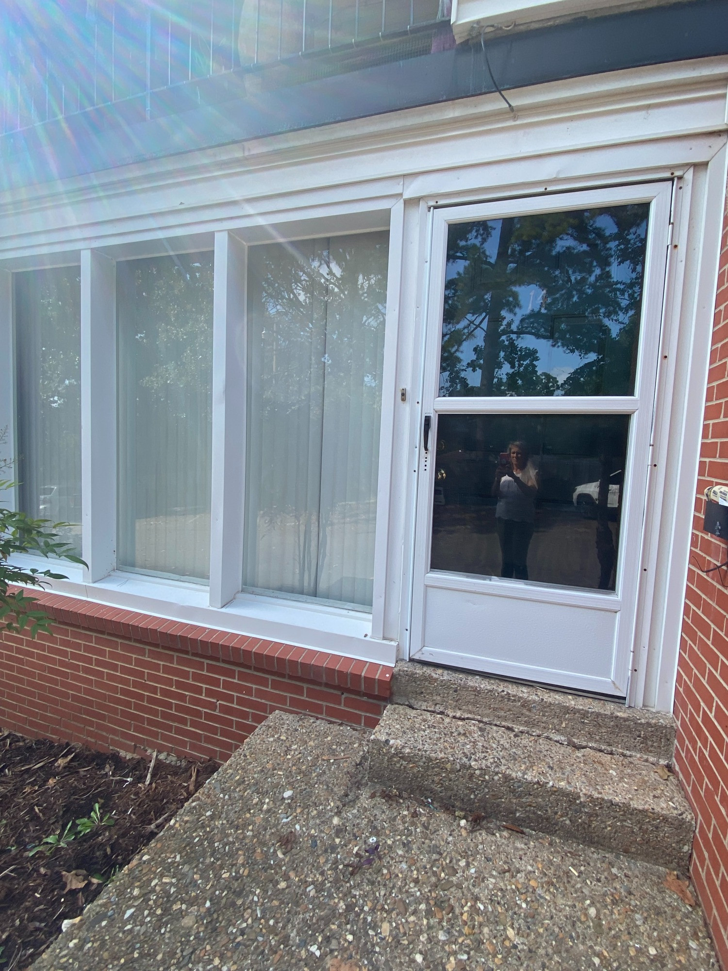 5700 B ST, LITTLE ROCK, AR 72205