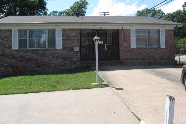 822 N. Hughes