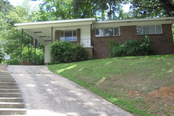 18 Broadmoor