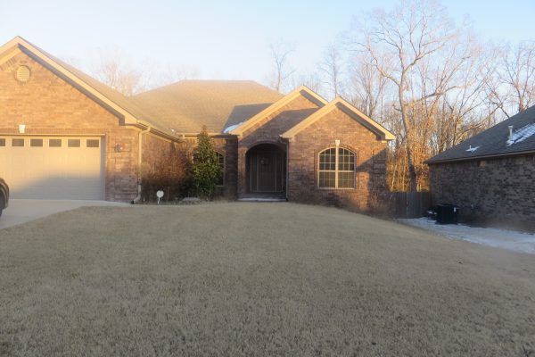 2212 Airborn Cove