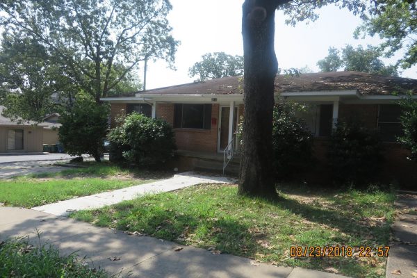 3917 Lee Ave.