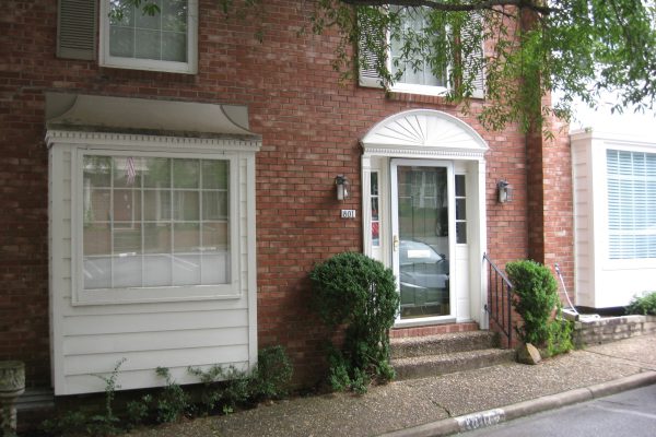 2805 Foxcroft #801