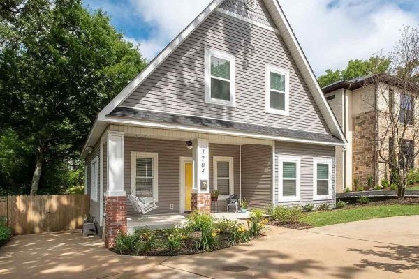1704 N Fillmore St.