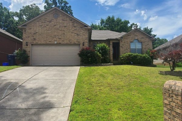 52 EMERALD DR